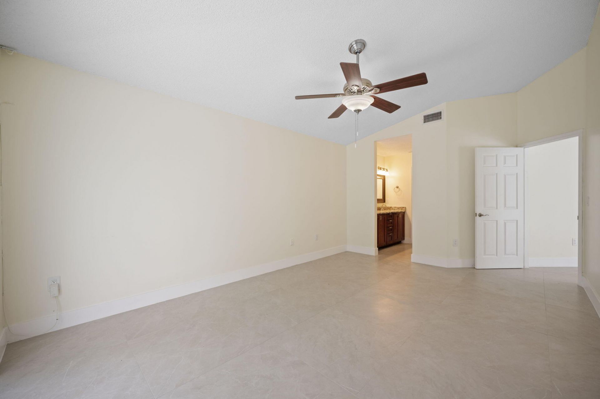 13400 NW 5th Court, Plantation, FL 33325 Photo