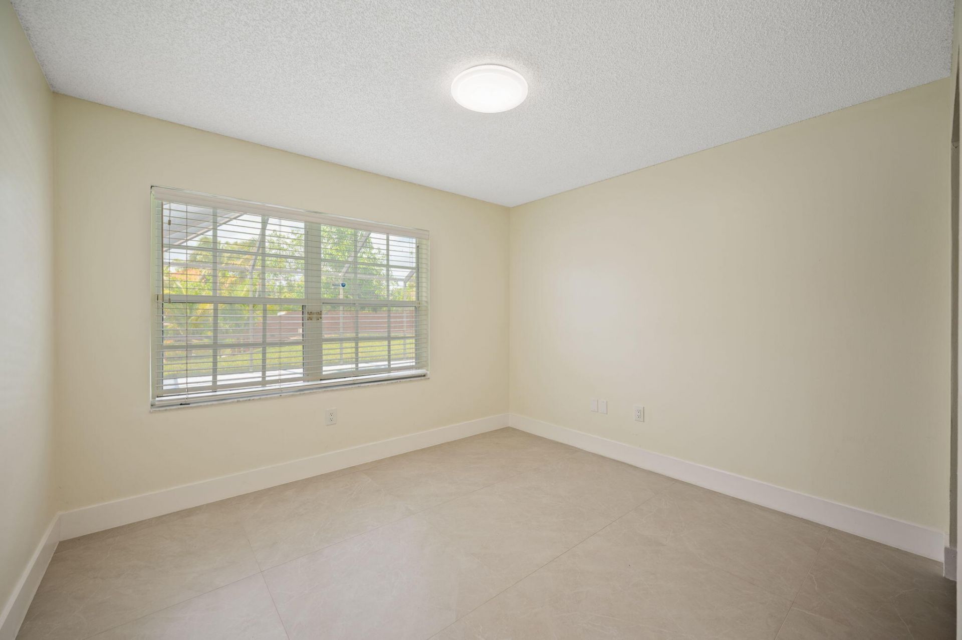 13400 NW 5th Court, Plantation, FL 33325 Photo