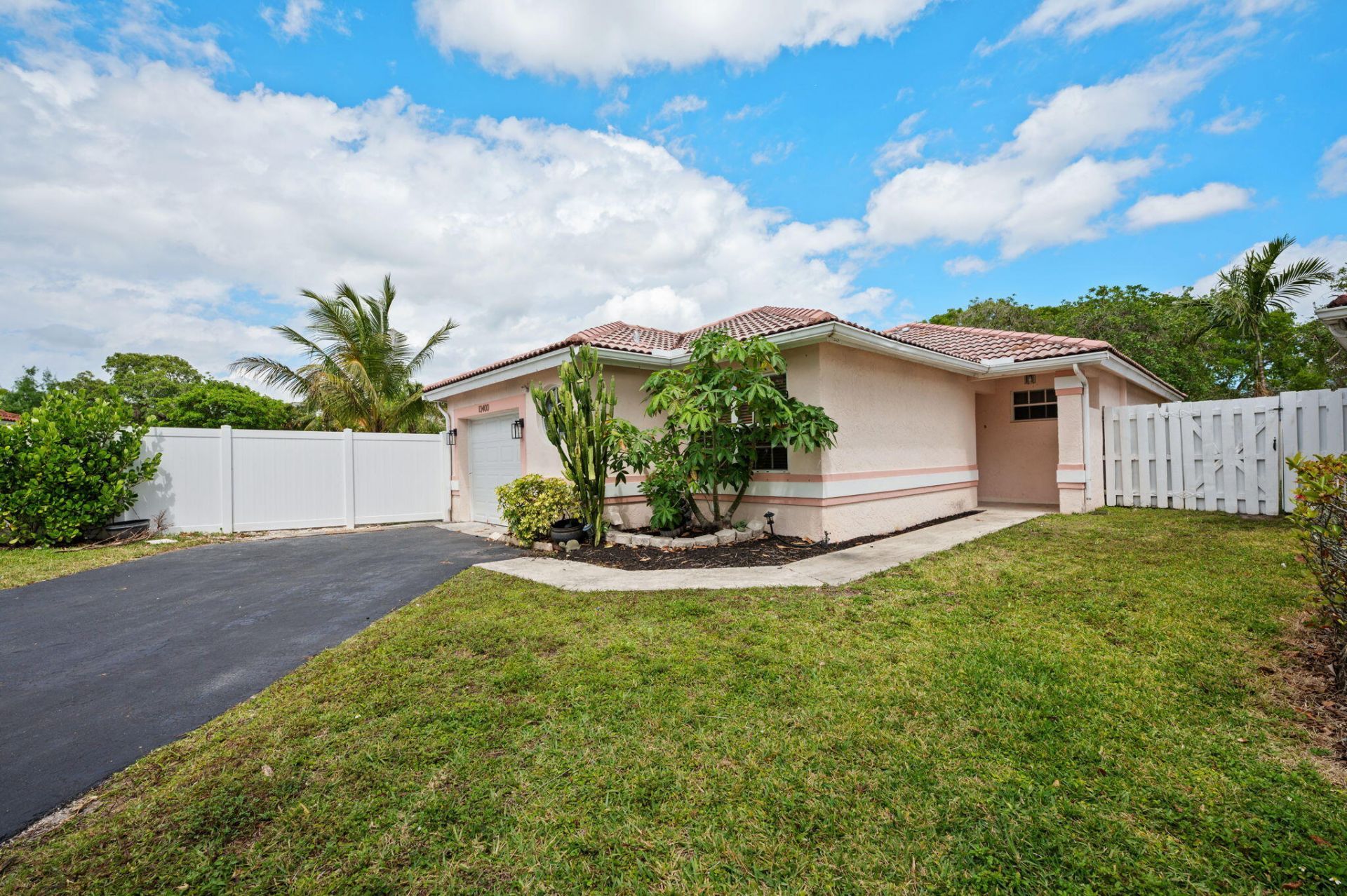 13400 NW 5th Court, Plantation, FL 33325 Photo