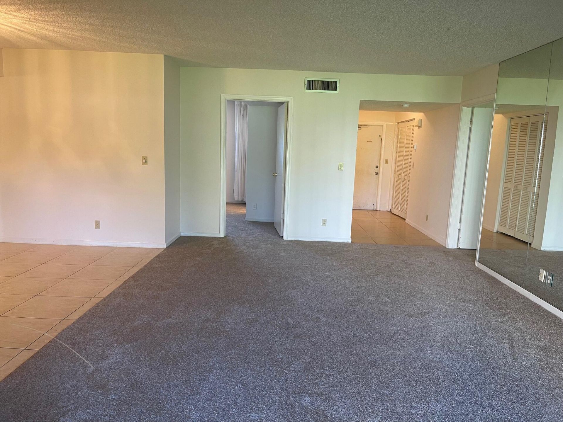 5981 Vía Vermilya, Unit 106, Lake Worth, FL 33462 Photo