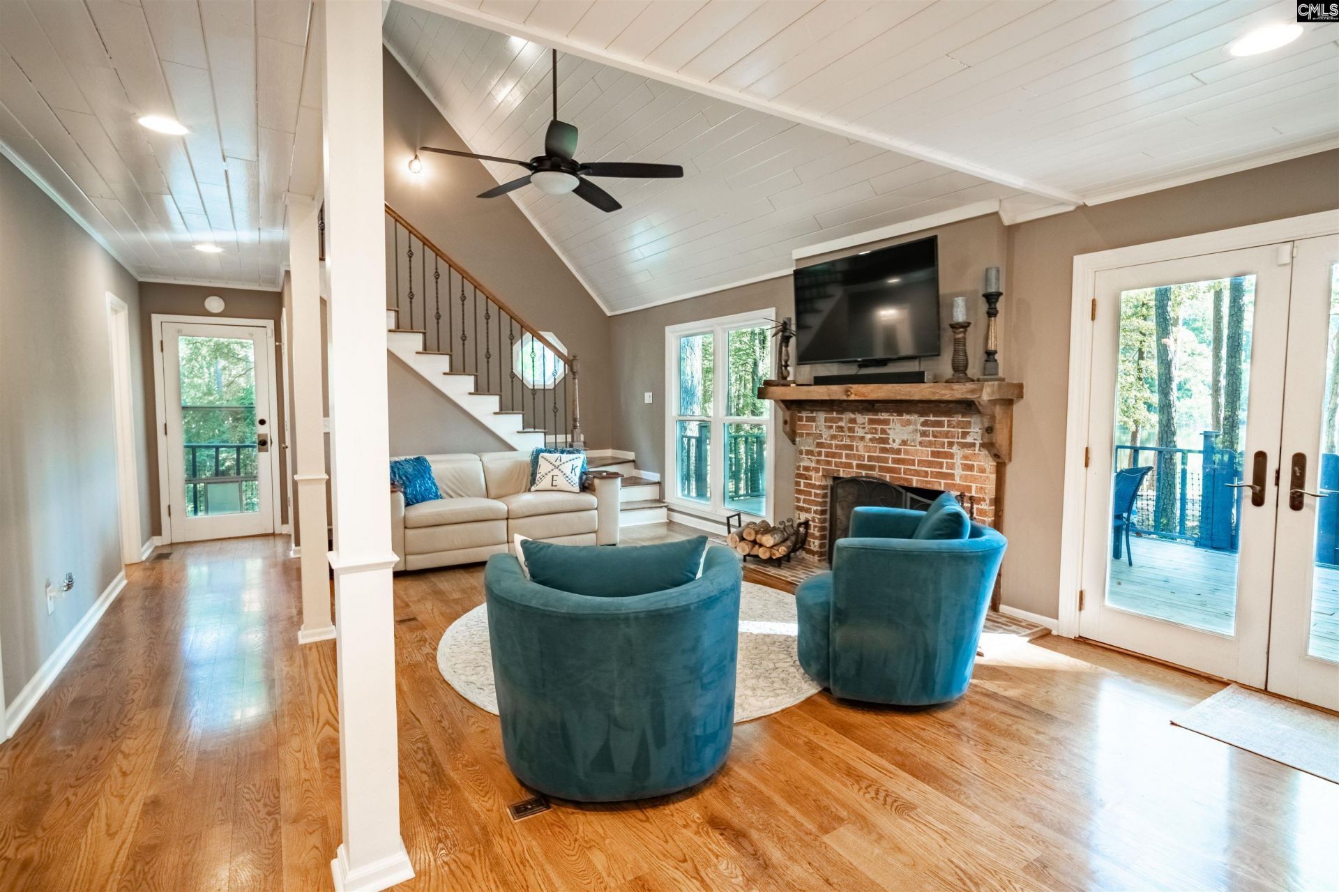 105 Frontier Road  Photo 16