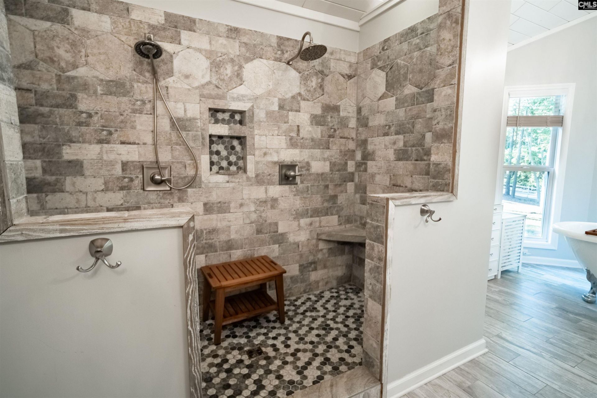 105 Frontier Road  Photo 25