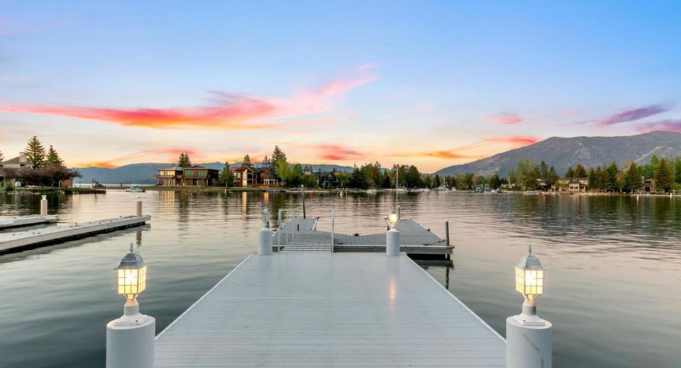 2003 Aloha Drive, South Lake Tahoe, CA 96150 Photo