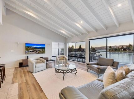 2003 Aloha Drive, South Lake Tahoe, CA 96150 Photo