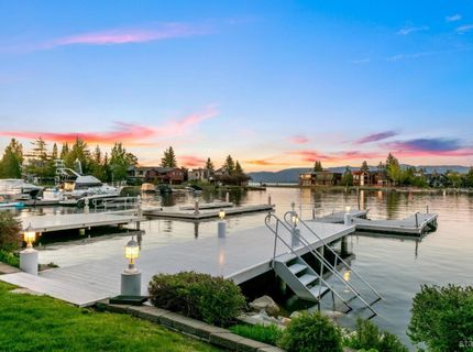 2003 Aloha Drive, South Lake Tahoe, CA 96150 Photo