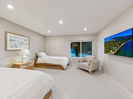 2003 Aloha Drive, South Lake Tahoe, CA 96150 Photo