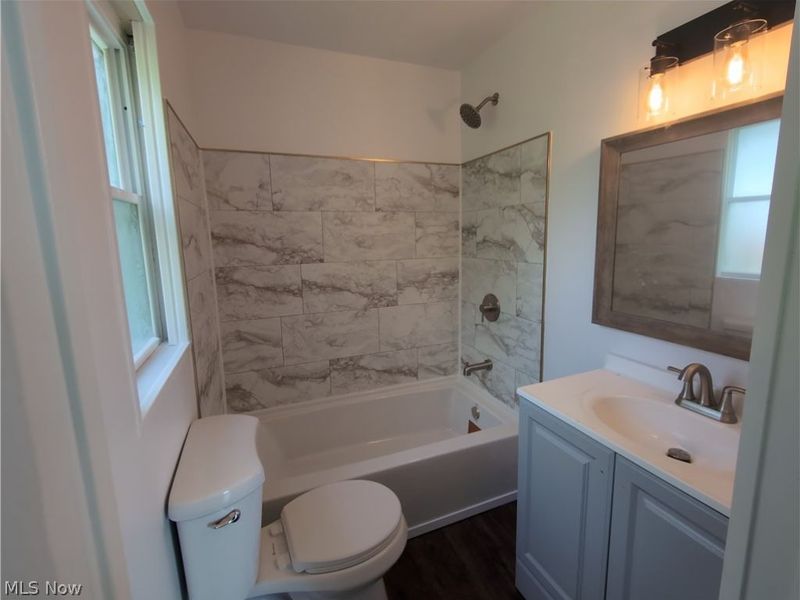 8217 Park Avenue , Garrettsville, OH 44231 Photo 22