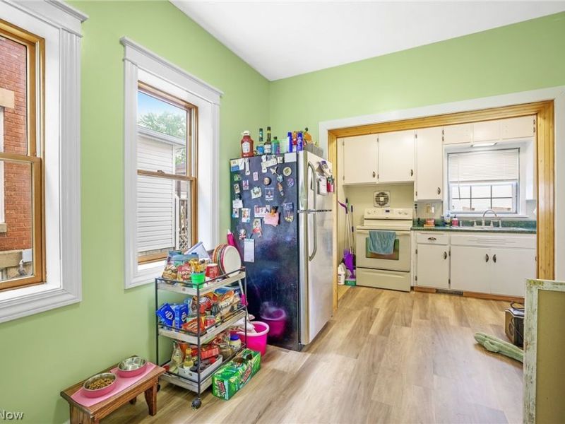 110 E Iron Avenue, Dover, OH 44622 Photo 12
