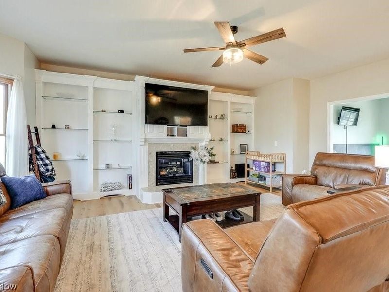 1467 Summer Wood Lane , Uniontown, OH 44685 Photo 12