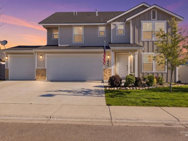3842 E Holly Ridge Dr, Nampa, ID 83686