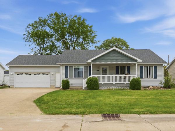 421 E Becky Ln., Mount Pleasant, IA 52641