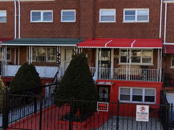 1024 E 214th Street , Bronx, NY 10469