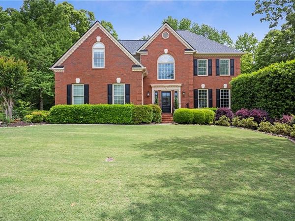 570 Fawn Run , Alpharetta, GA 30005