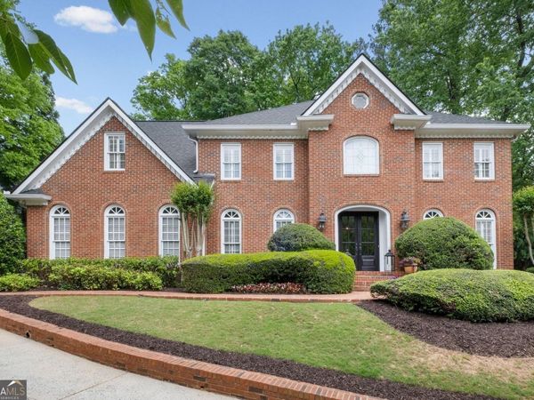275 Woodbury Way, Alpharetta, GA 30022
