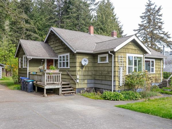 196 Kopina Dr , Bowser, BC V0R 1G0
