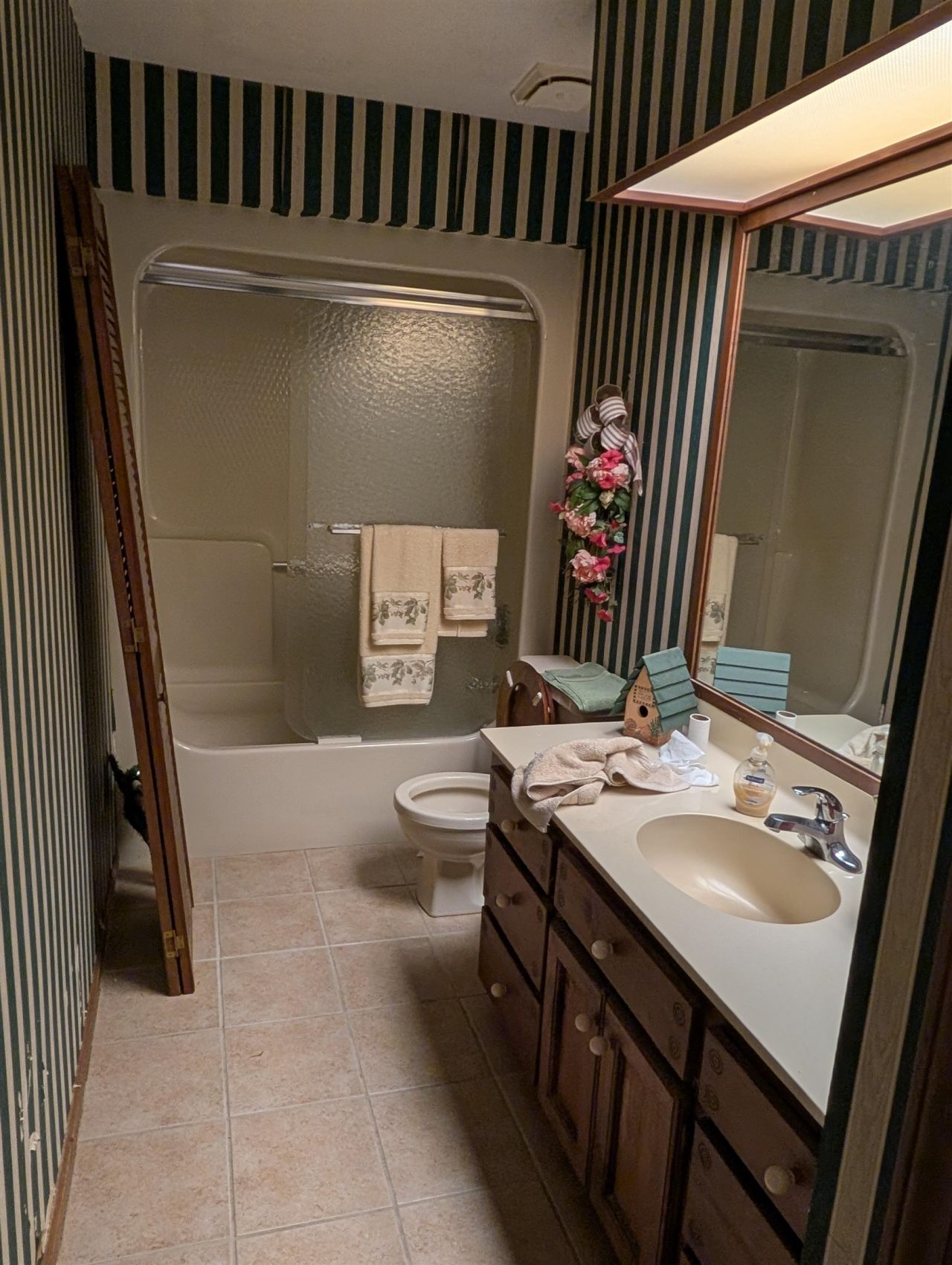 118 Erskine Dr. Photo 18
