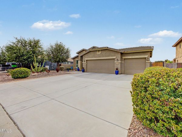 35754 N VIDLAK Drive, San Tan Valley, AZ 85143