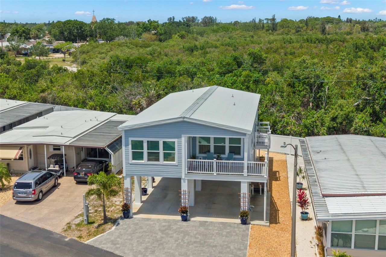 563 Mount Piney Avenue Ne, Unit 691, Saint Petersburg, FL 33702 Photo