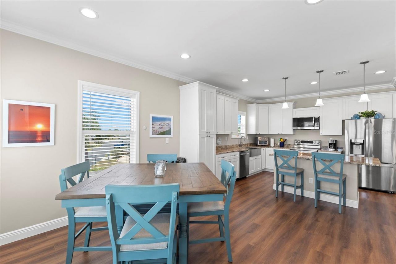 563 Mount Piney Avenue Ne, Unit 691, Saint Petersburg, FL 33702 Photo