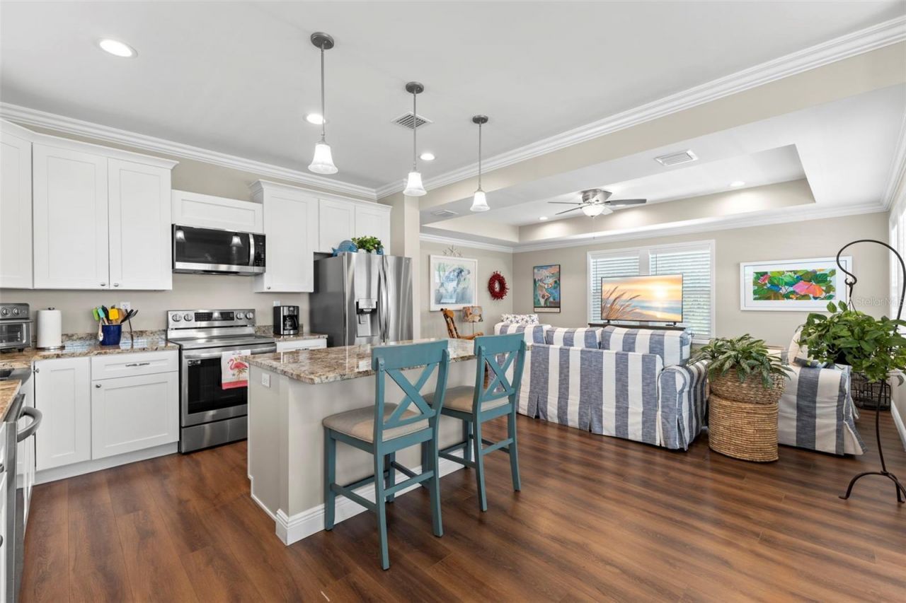 563 Mount Piney Avenue Ne, Unit 691, Saint Petersburg, FL 33702 Photo