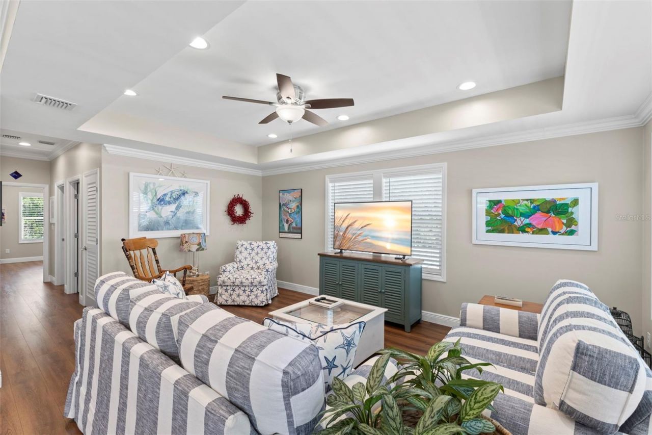 563 Mount Piney Avenue Ne, Unit 691, Saint Petersburg, FL 33702 Photo