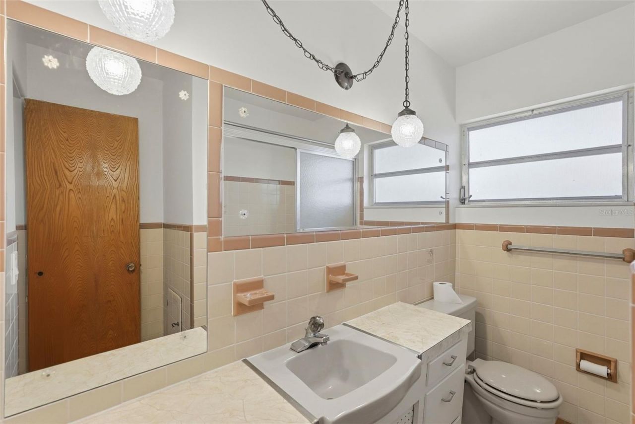 11570 60th Terrace, Seminole, FL 33772 Photo