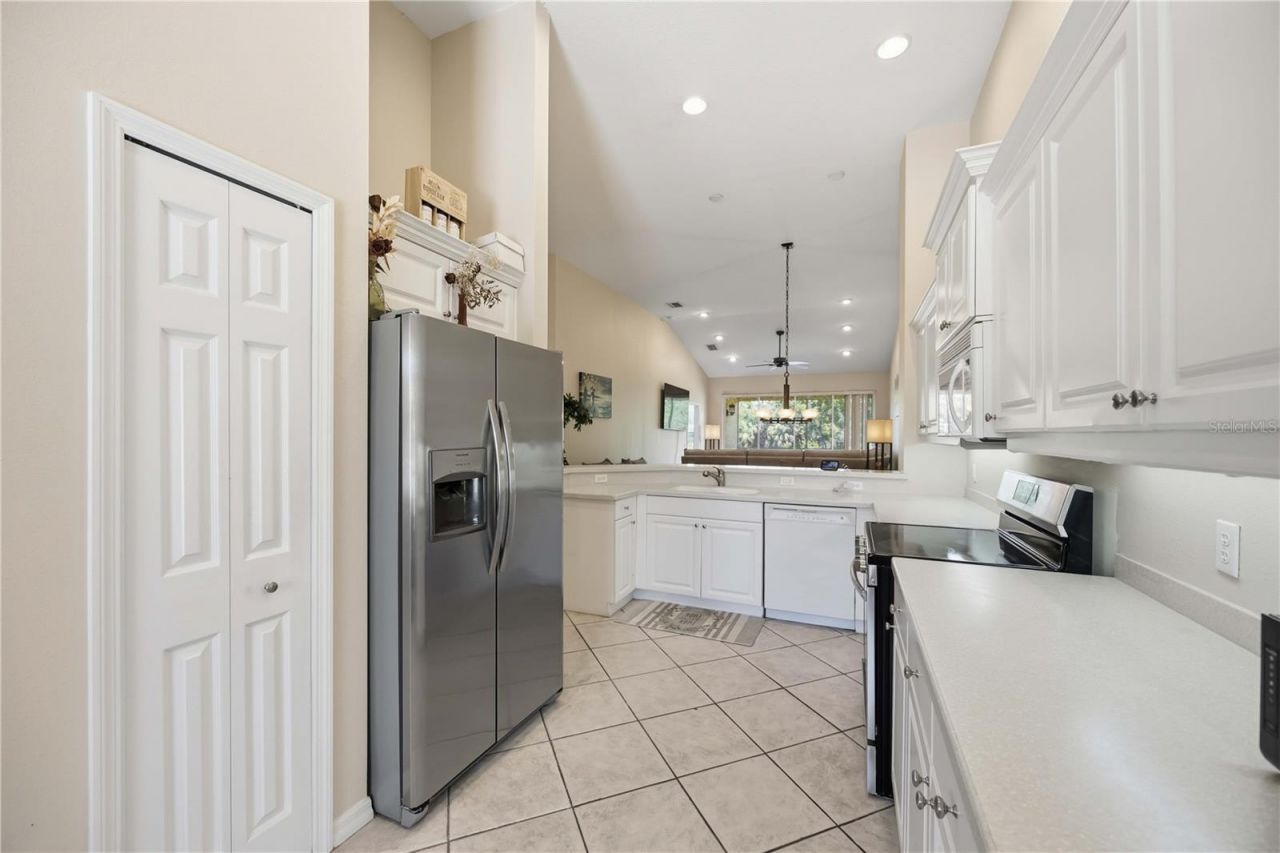 5629 Key Largo Court , Unit B06, Bradenton, FL 34203 Photo