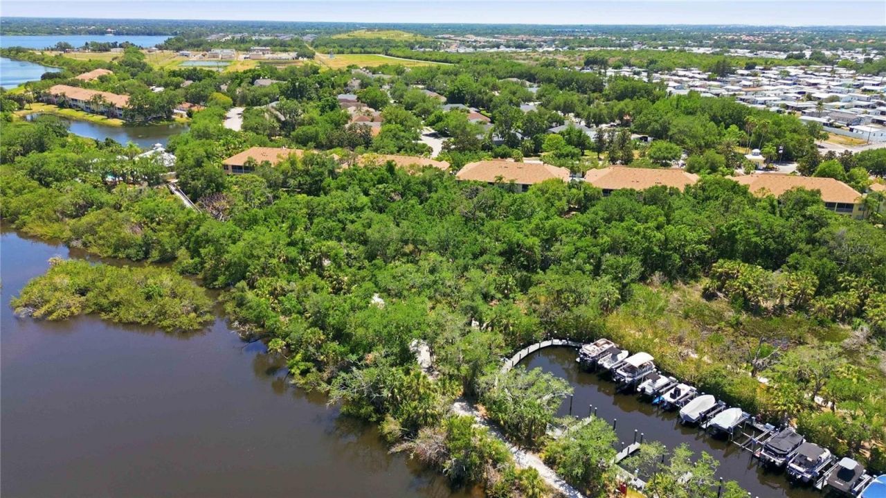 5629 Key Largo Court , Unit B06, Bradenton, FL 34203 Photo