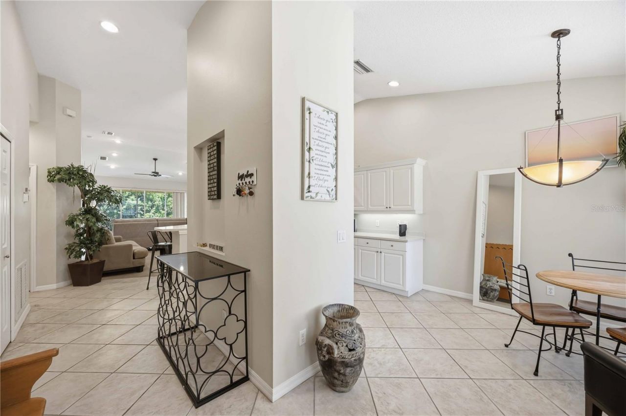 5629 Key Largo Court , Unit B06, Bradenton, FL 34203 Photo