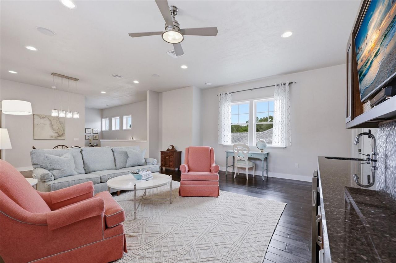 742 SW 132nd Drive, Newberry, FL 32669 Photo