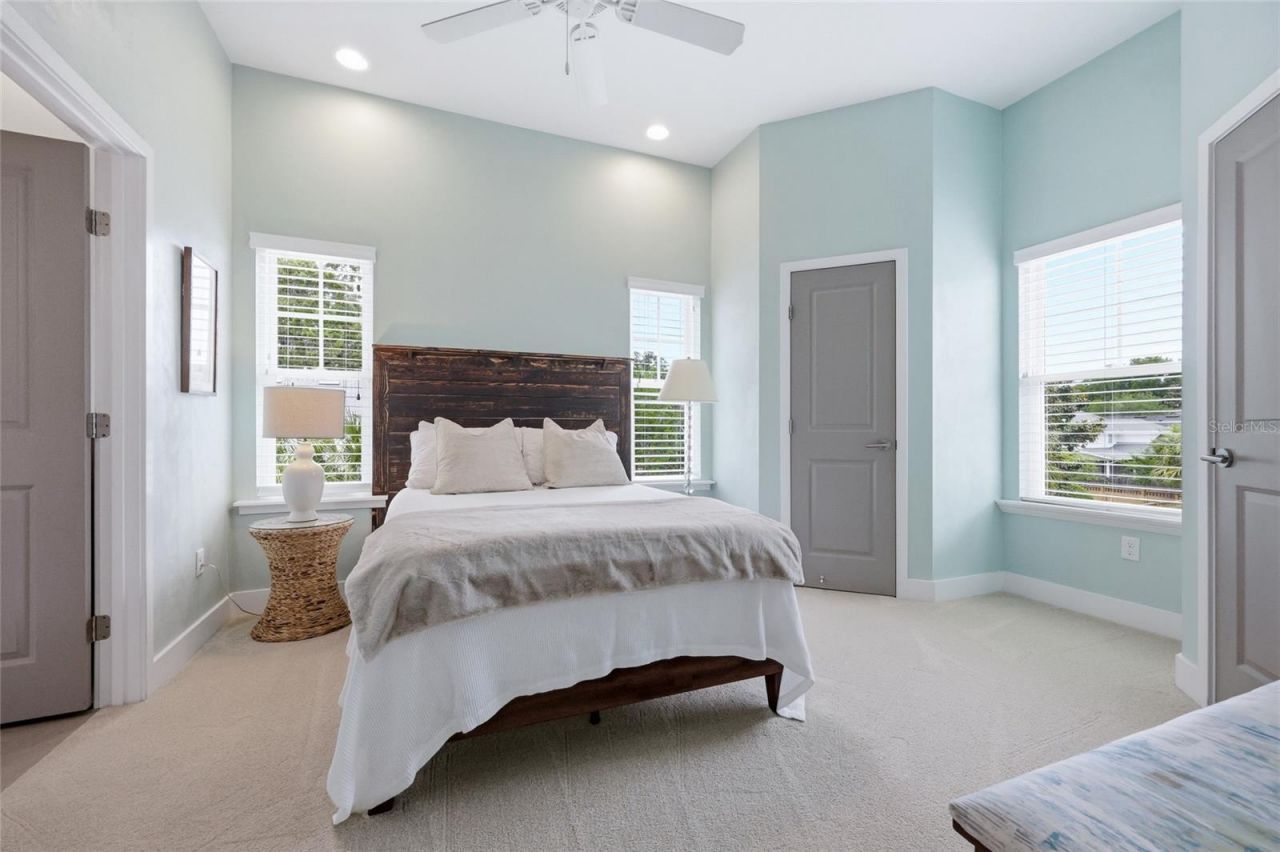 742 SW 132nd Drive, Newberry, FL 32669 Photo