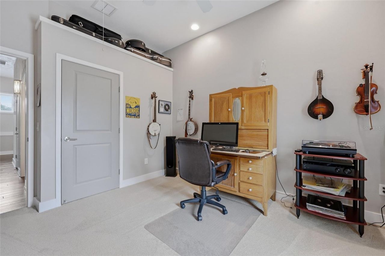 742 SW 132nd Drive, Newberry, FL 32669 Photo