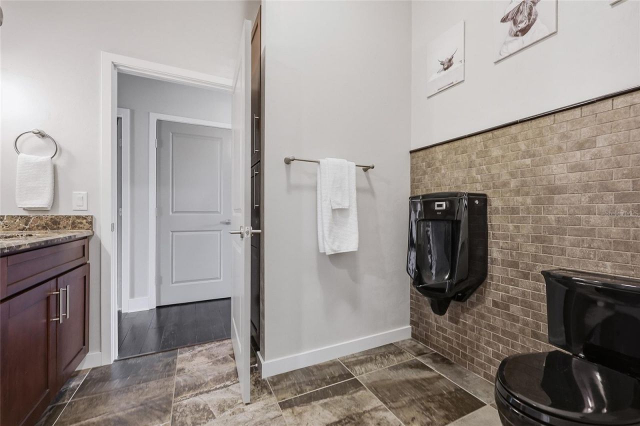 742 SW 132nd Drive, Newberry, FL 32669 Photo