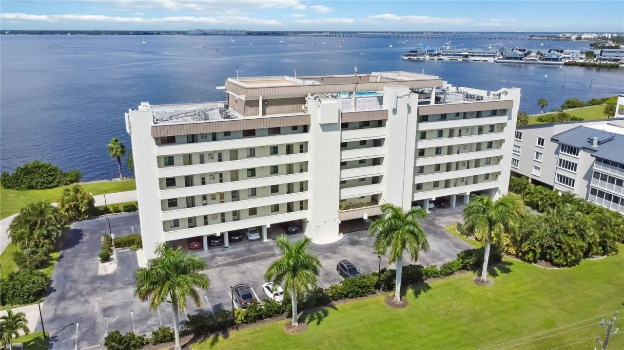 1500 Park Beach Circle, Unit 2F, Punta Gorda, FL 33950 Photo