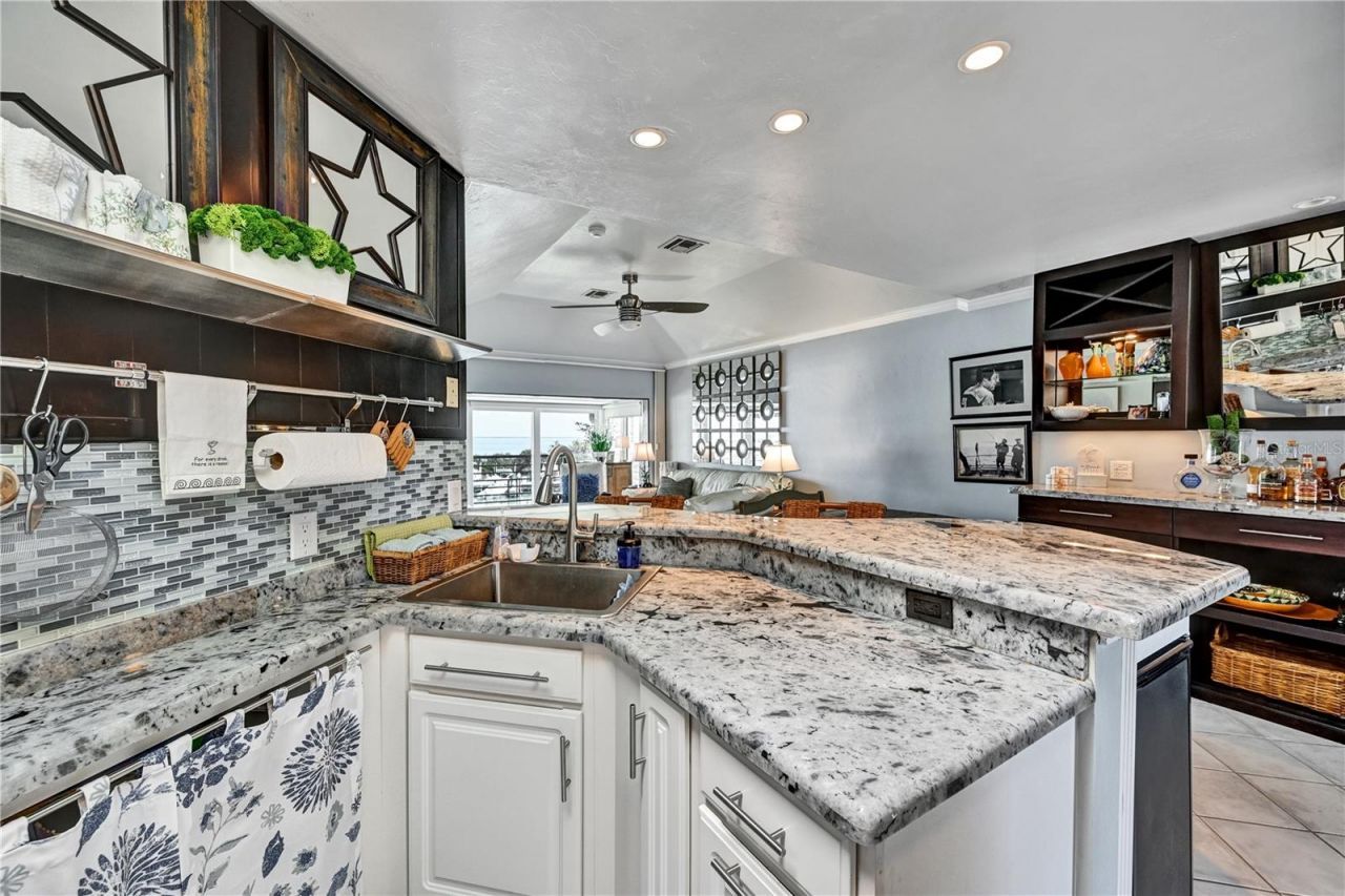 5854 Gasparilla Road, Unit M22, Boca Grande, FL 33921 Photo