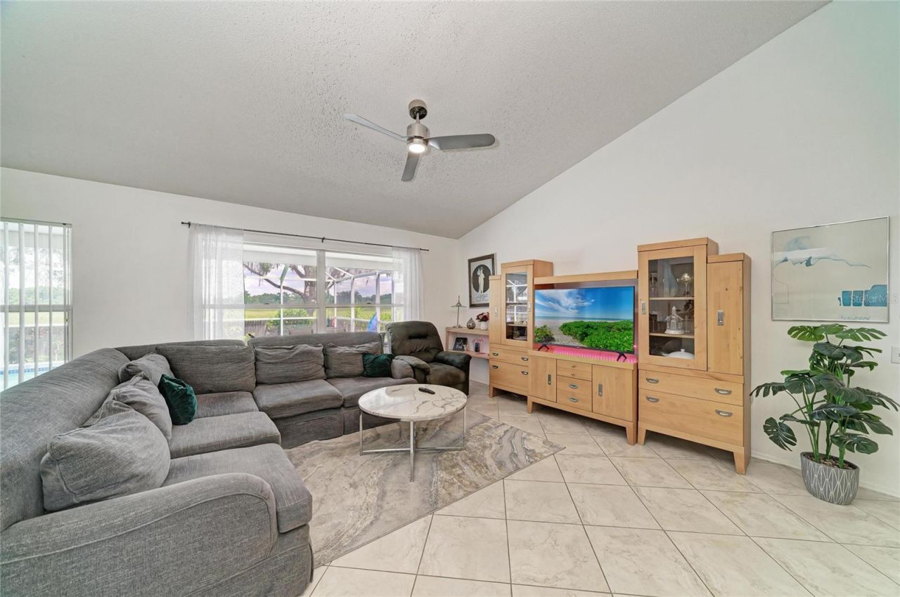 11217 2nd Avenue E, Bradenton, FL 34212 Photo