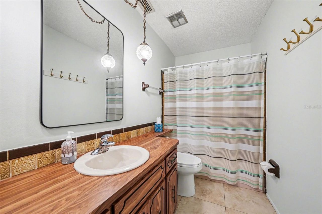 9990 Eagles Point Circle , Unit 4, Port Richey, FL 34668 Photo