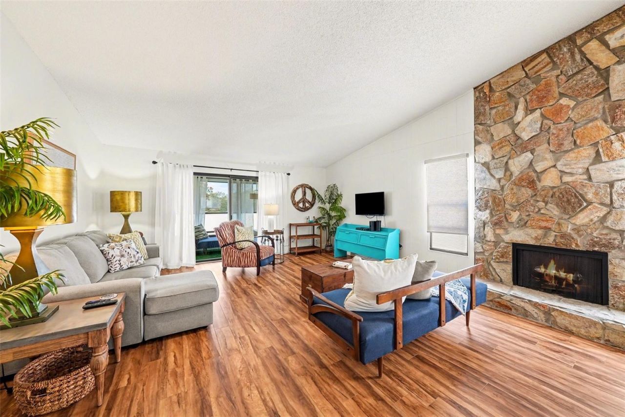 9990 Eagles Point Circle , Unit 4, Port Richey, FL 34668 Photo