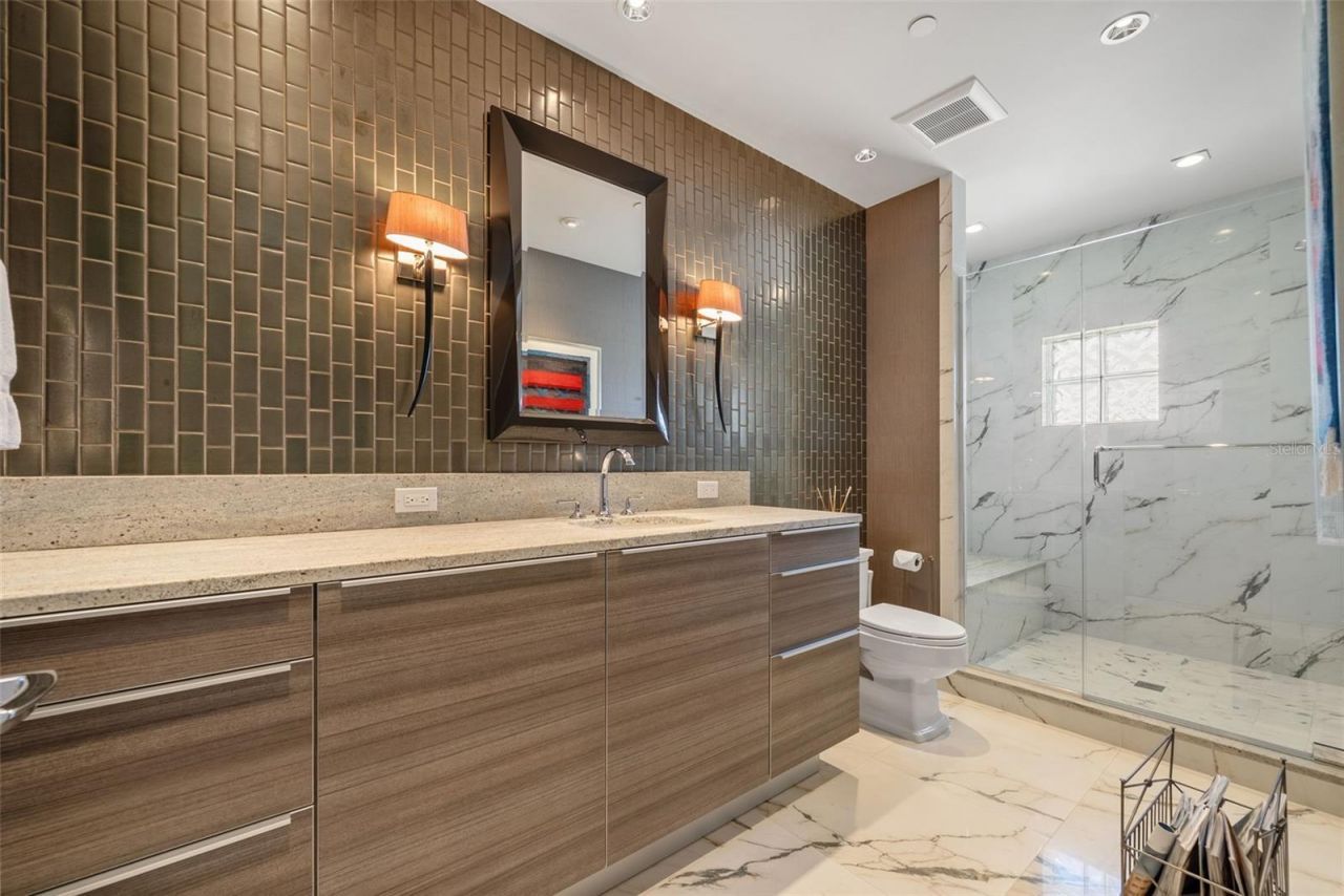 401 S Palm Avenue, Unit 1102, Sarasota, FL 34236 Photo