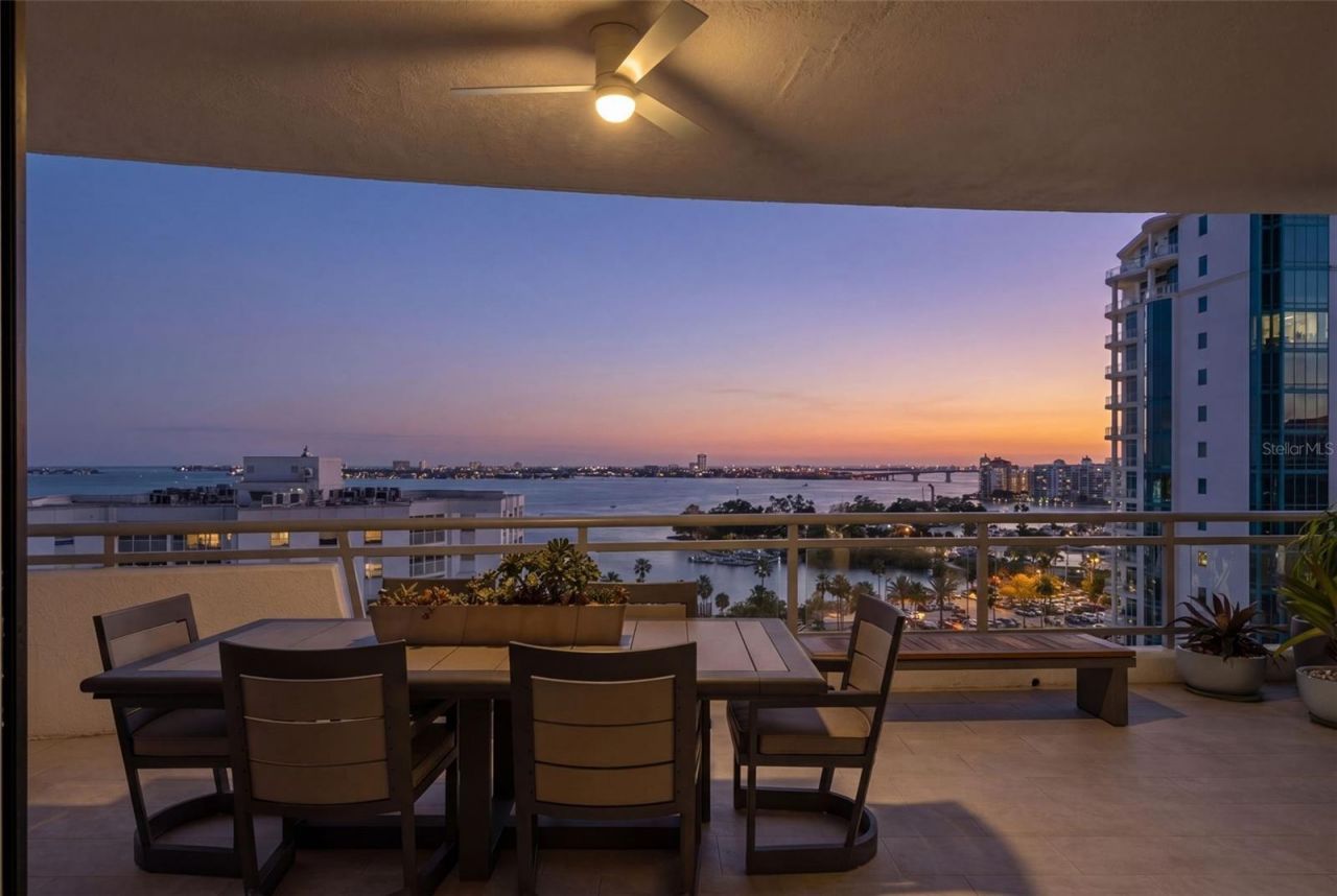 401 S Palm Avenue, Unit 1102, Sarasota, FL 34236 Photo