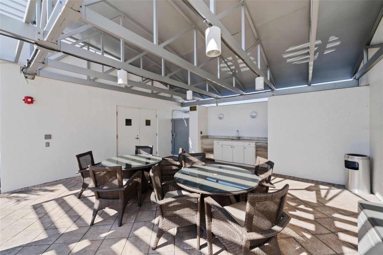 401 S Palm Avenue, Unit 1102, Sarasota, FL 34236 Photo