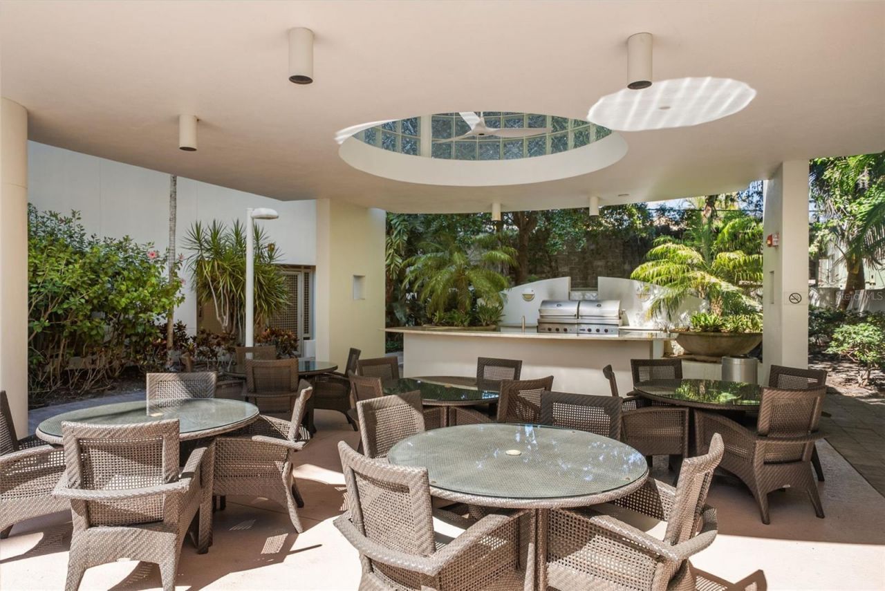 401 S Palm Avenue, Unit 1102, Sarasota, FL 34236 Photo