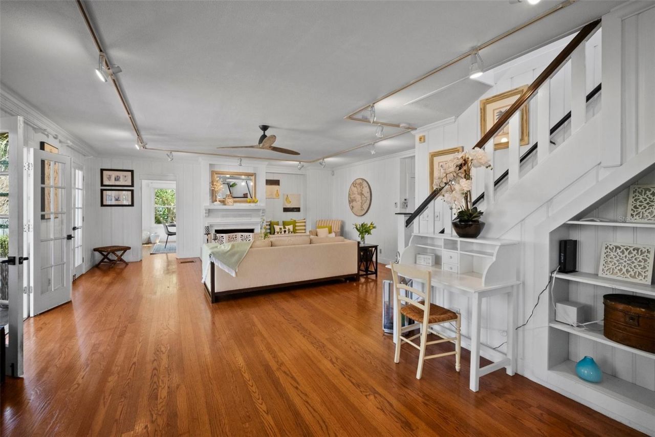 813 Hudson Avenue, Sarasota, FL 34236 Photo