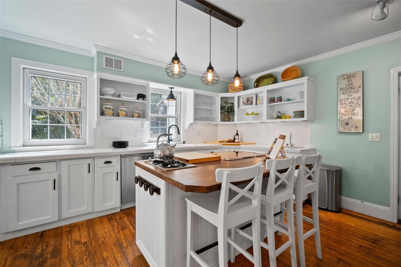 813 Hudson Avenue, Sarasota, FL 34236 Photo