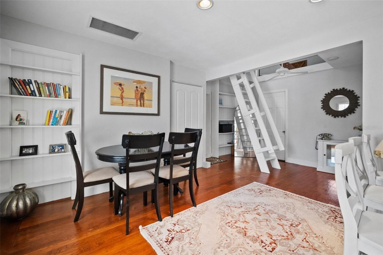 813 Hudson Avenue, Sarasota, FL 34236 Photo