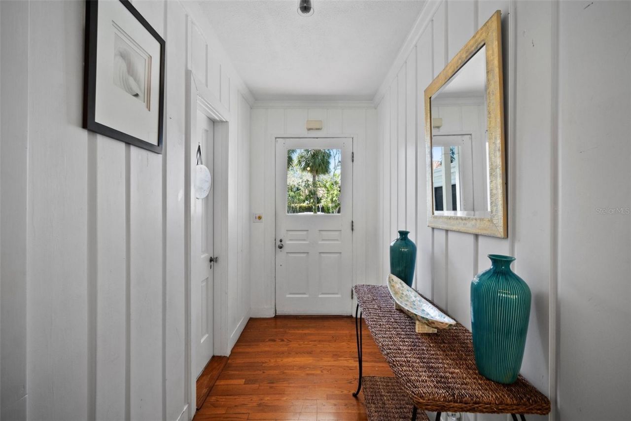 813 Hudson Avenue, Sarasota, FL 34236 Photo
