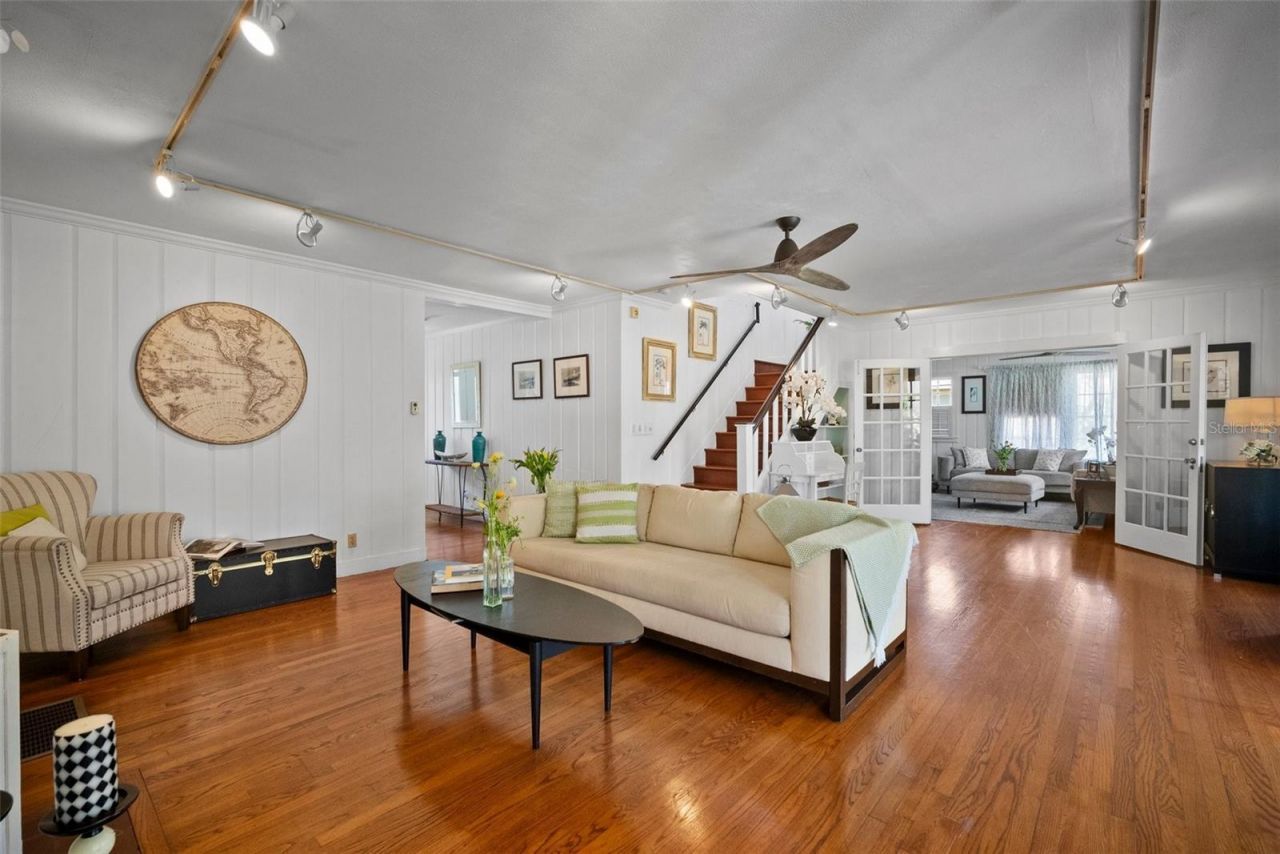 813 Hudson Avenue, Sarasota, FL 34236 Photo