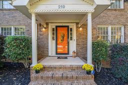 219 Quill Court  photo 4