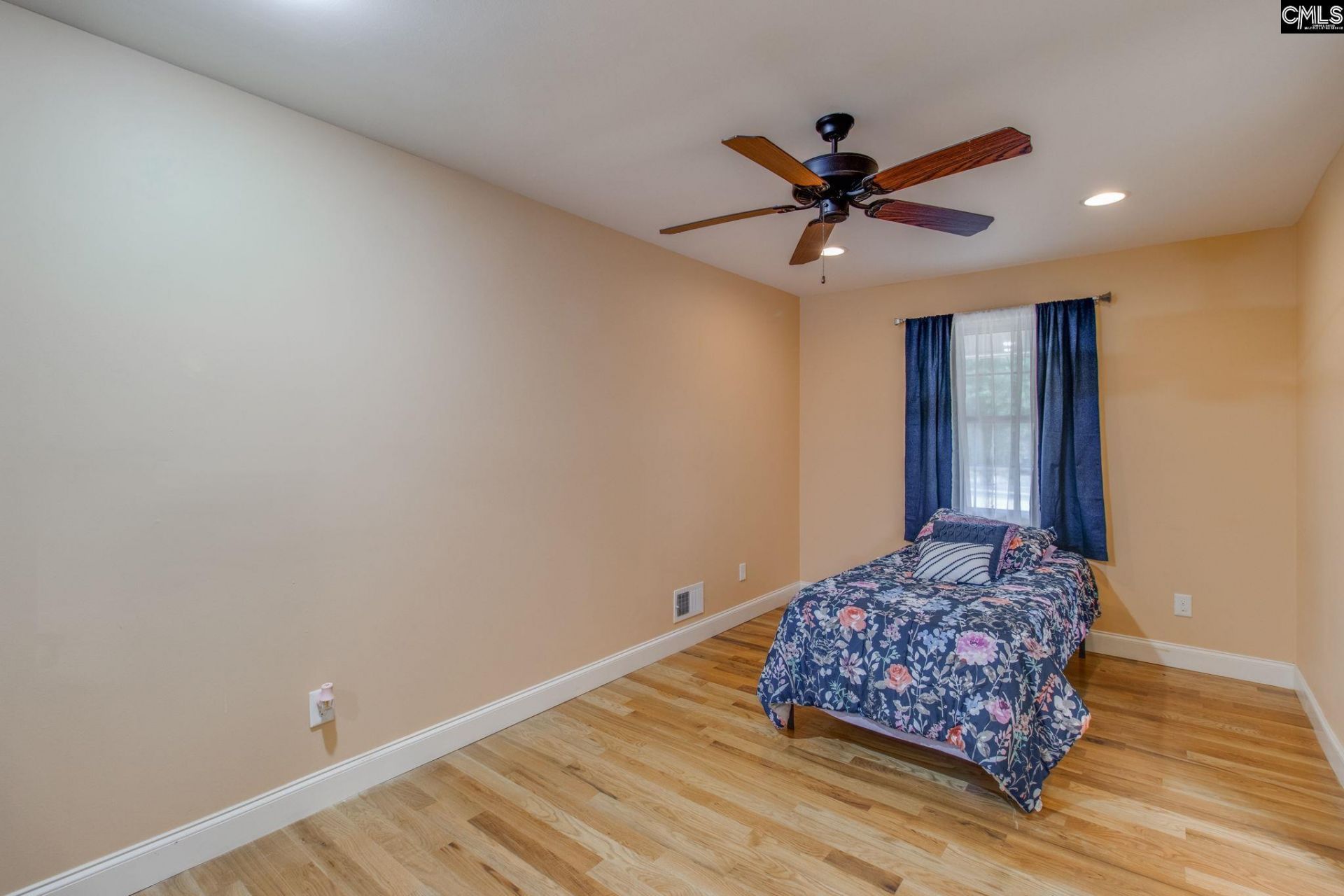 101 Wildwood Lane  Photo 15