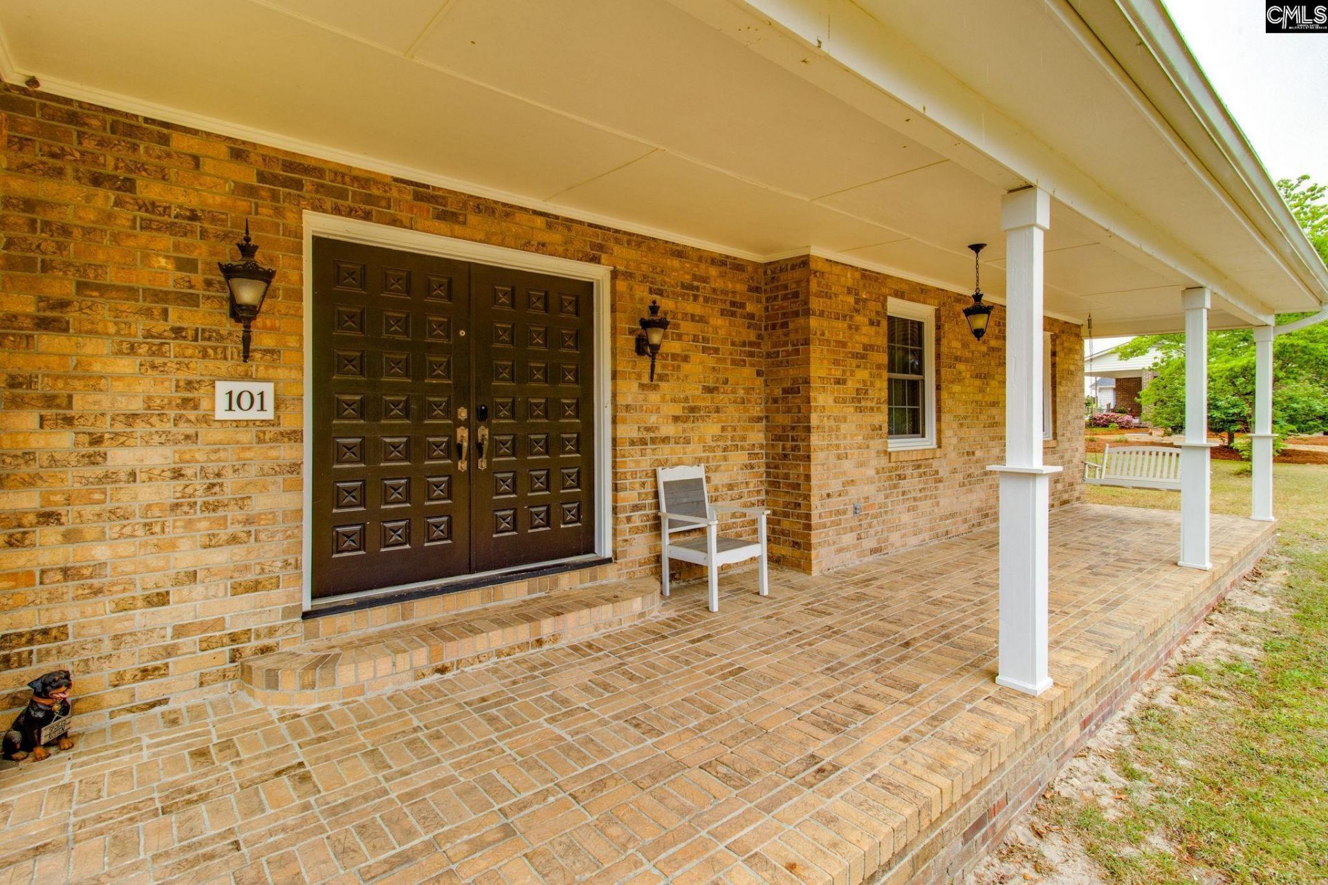 101 Wildwood Lane  Photo 7